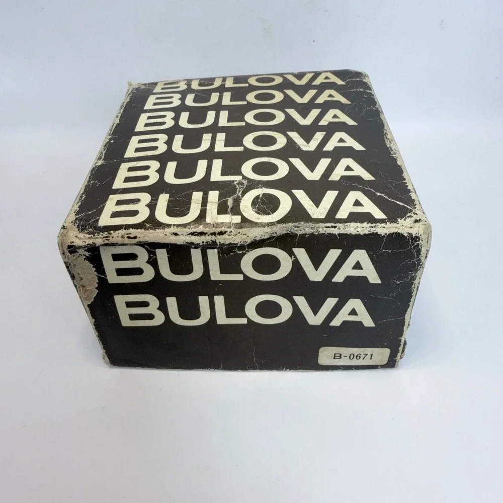 Vintage Bulova B-0671 Gold Coin Travel Alarm Clock Saint-Gaudens MCMVII Boxed